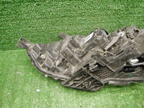 Битая Фара правая Nissan Qashqai J11 (2013-2019) галоген