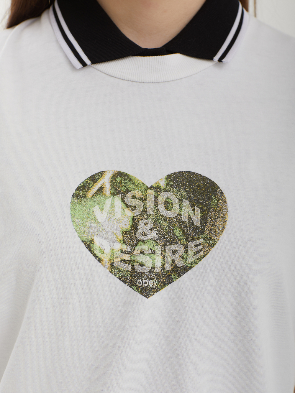 Женская Футболка Obey Vision And Desire