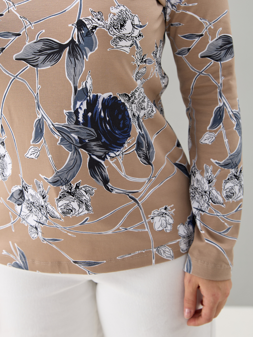 Лонгслив ЛНкл-081/бежевый-плетистаяроза