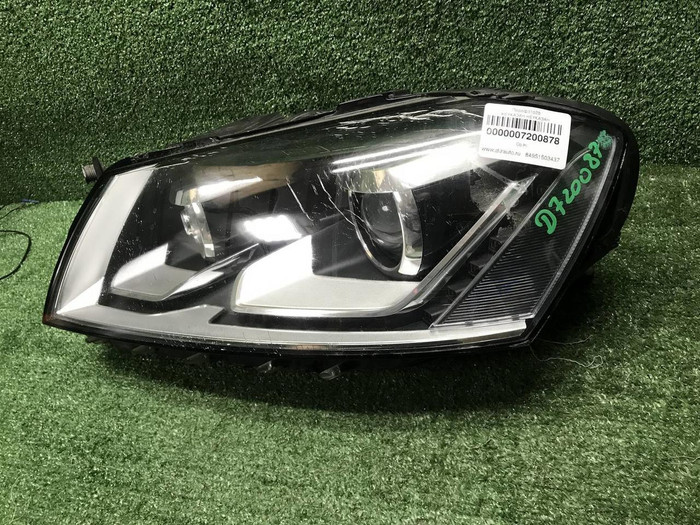 Фара левая VW Passat B7 (2011-2015) ксенон