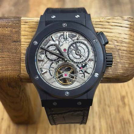 Часы Hublot
