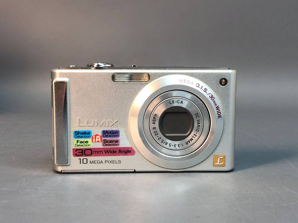 Panasonic Lumix DMC-FS5