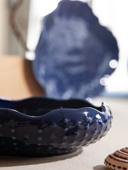 Набор из 2 сервировочных тарелок Corals синего цвета из коллекции Sea treasures, 360 мл