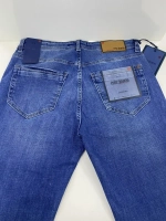 Джинсы мужские