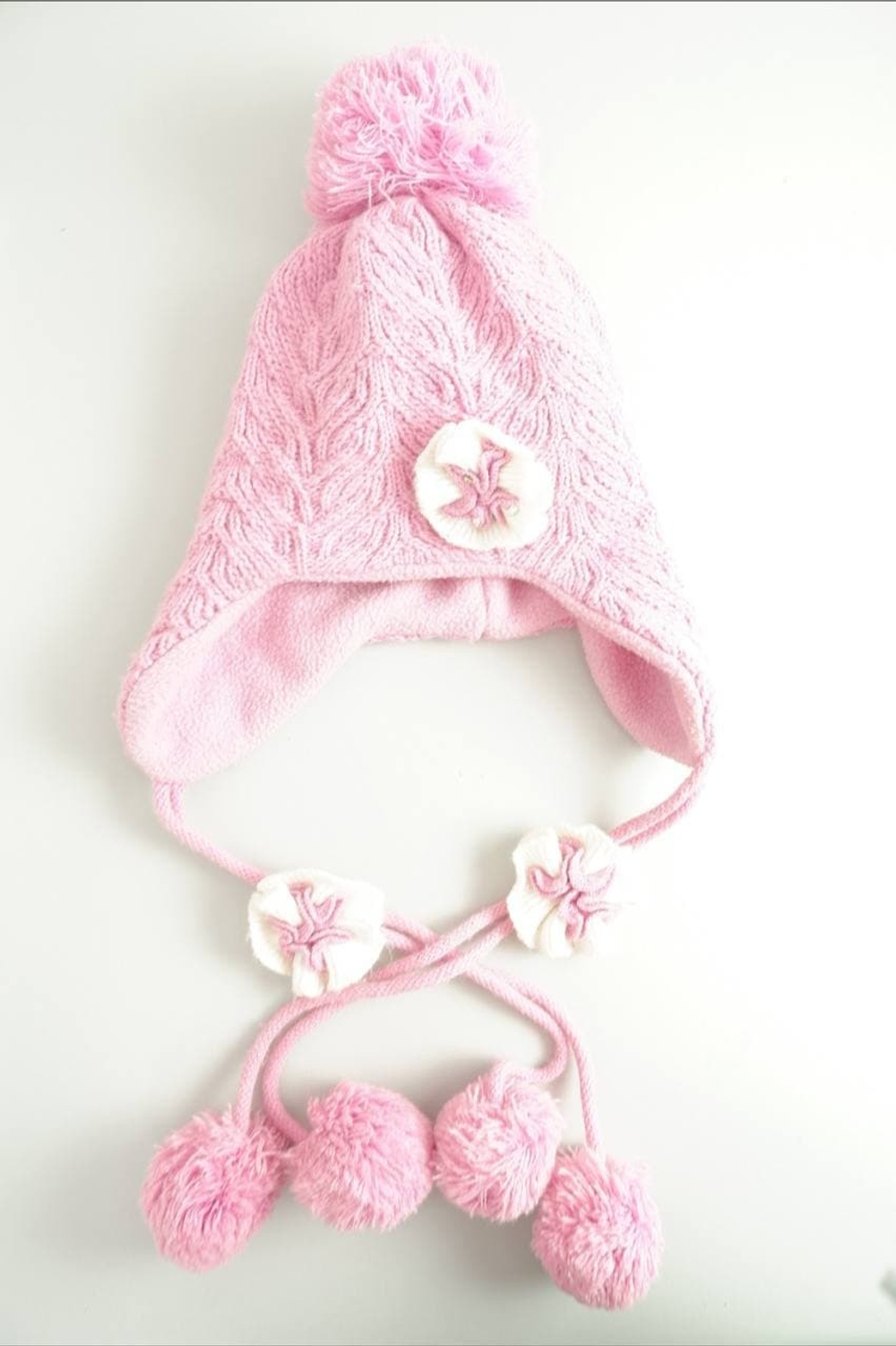 Шапка розовая на 6-8 лет