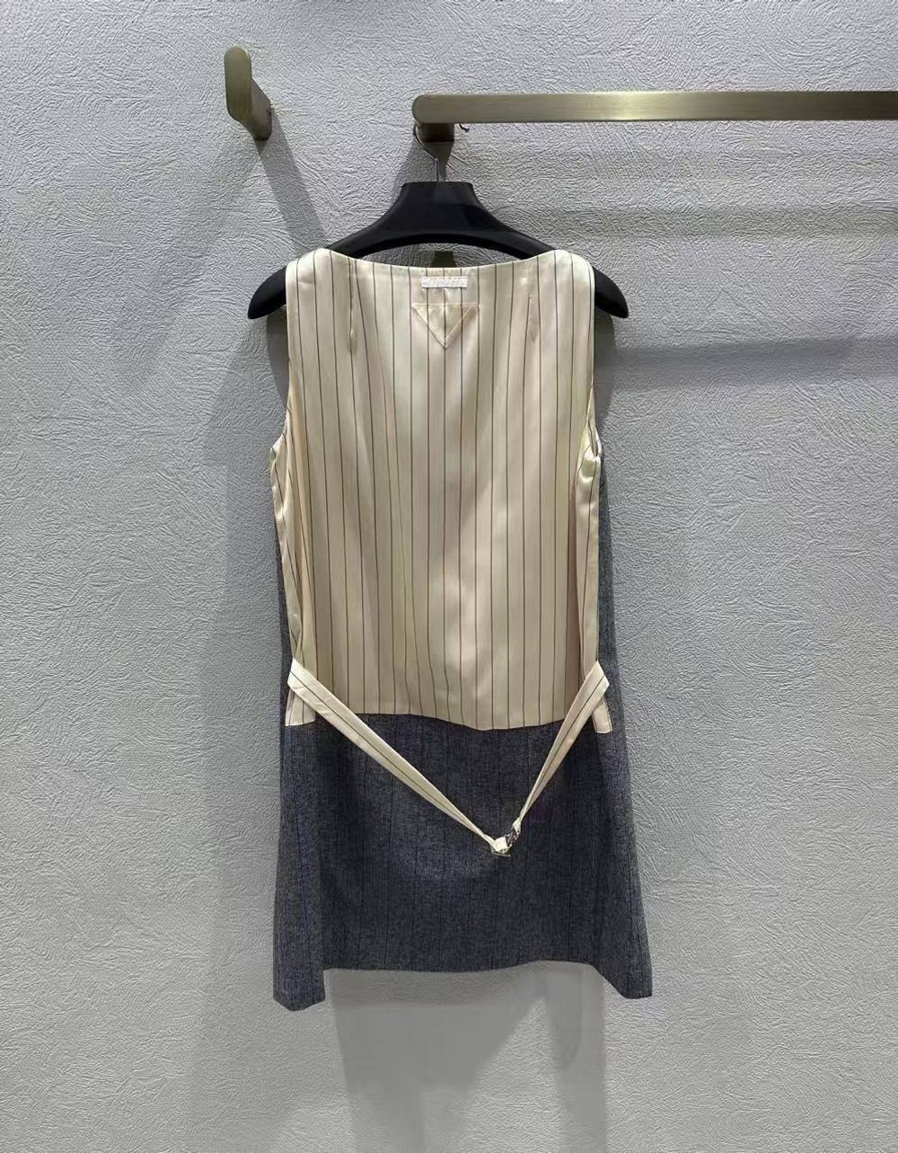 Платье Prada