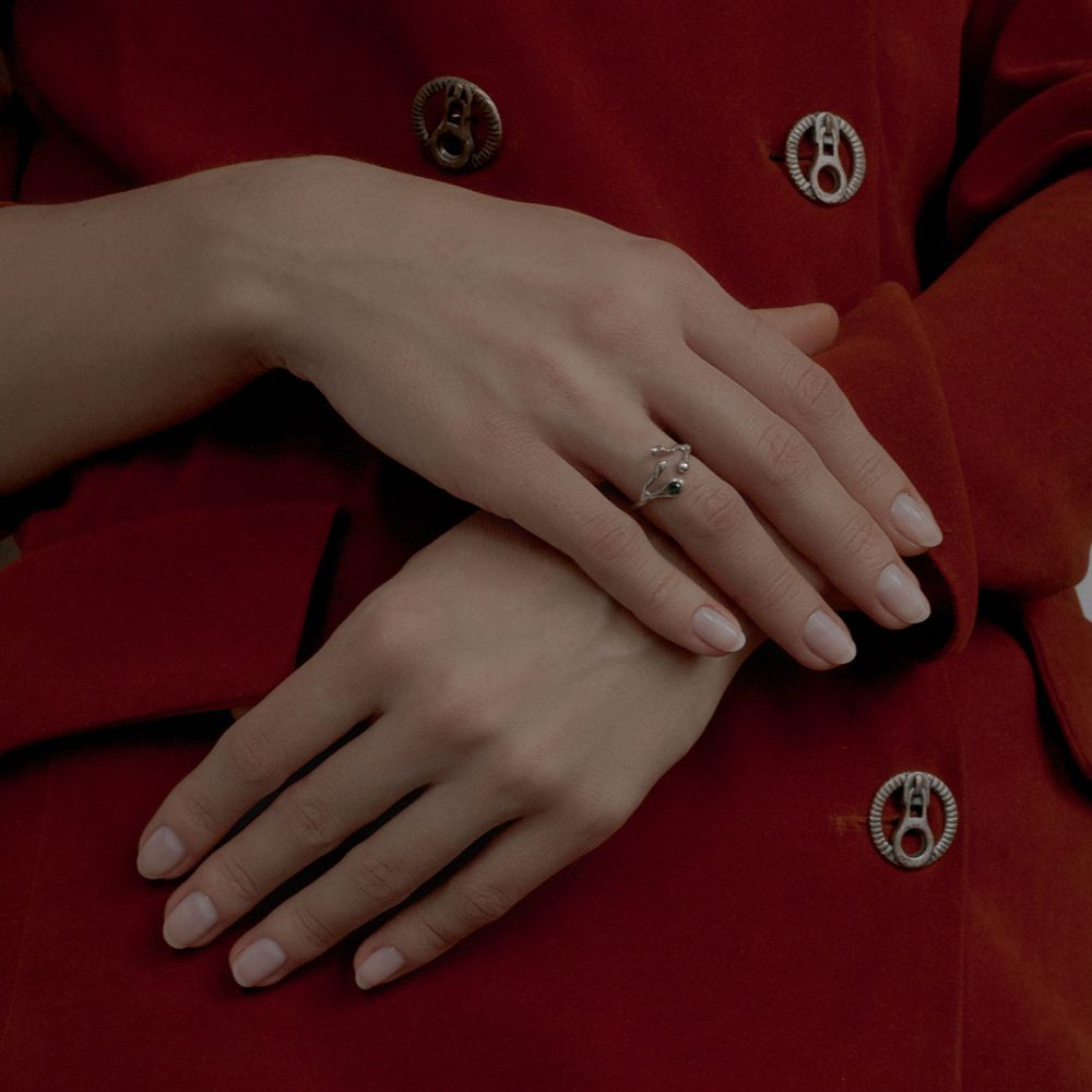 Кольцо Веточка с голубым топазом