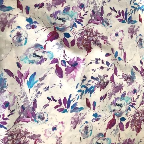 Ткань матовый жаккардовый шелк с сиреневыми цветами 1057