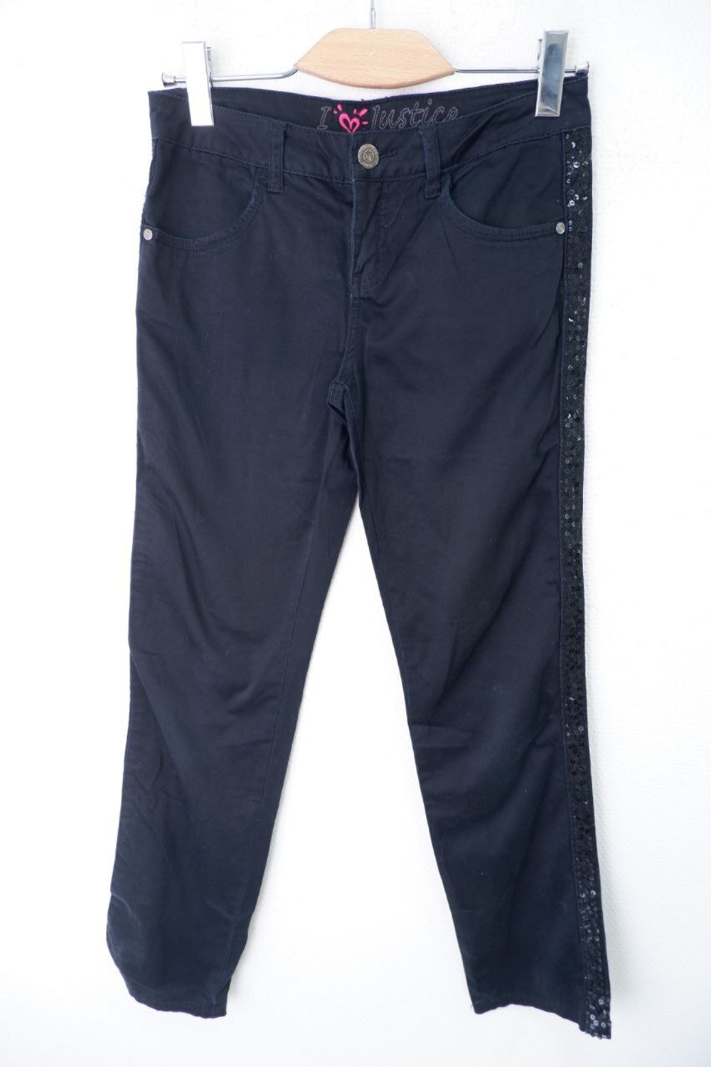 Джинсы I Love Justice с пайетками 44 размер