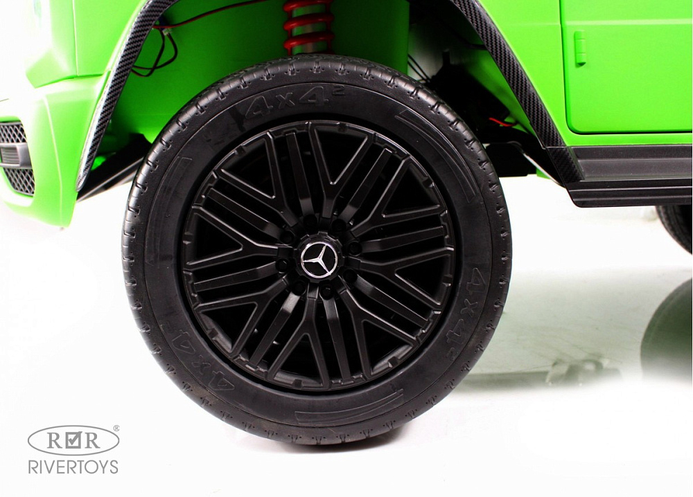 Детский электромобиль RiverToys Mercedes Benz G63 Y777YY GREEN-MATTE/зеленый матовый