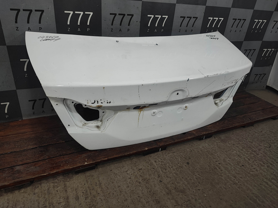 Крышка багажника Toyota Camry (XV50) 11-18 Б/У Оригинал 6440133580