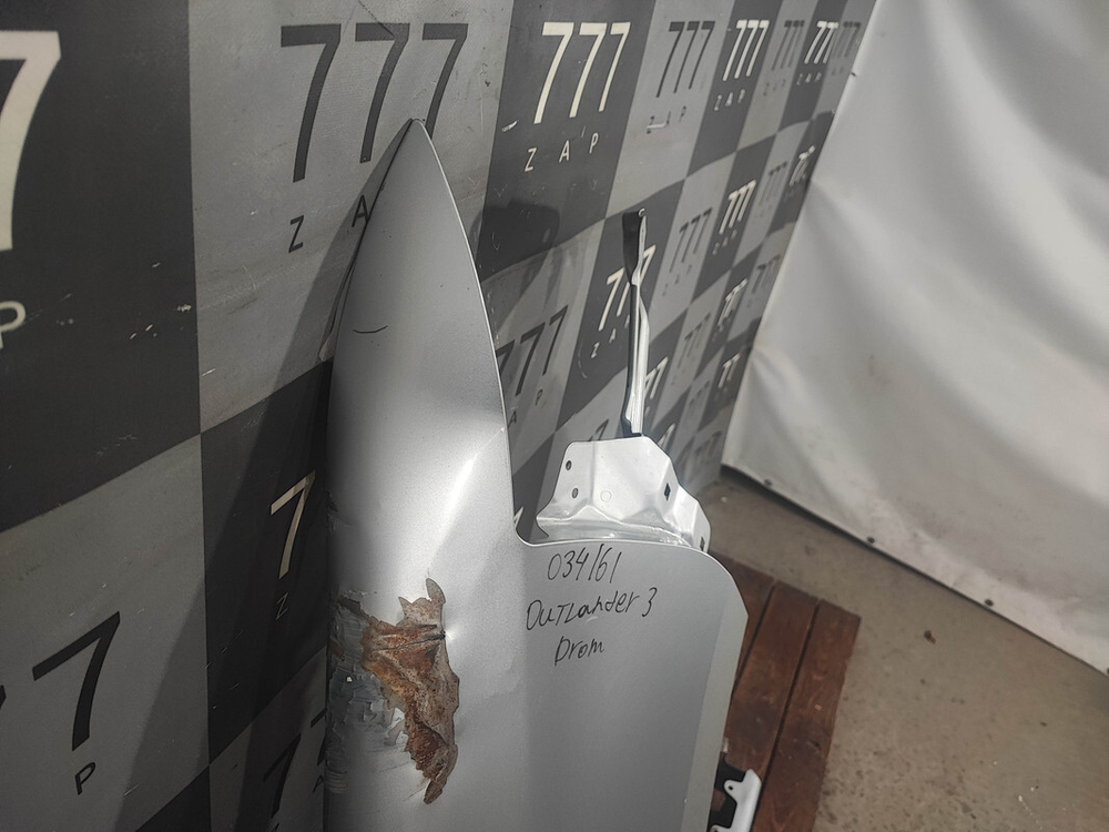 Крыло переднее правое Mitsubishi Outlander 3 15-нв Б/У Оригинал 5220K686