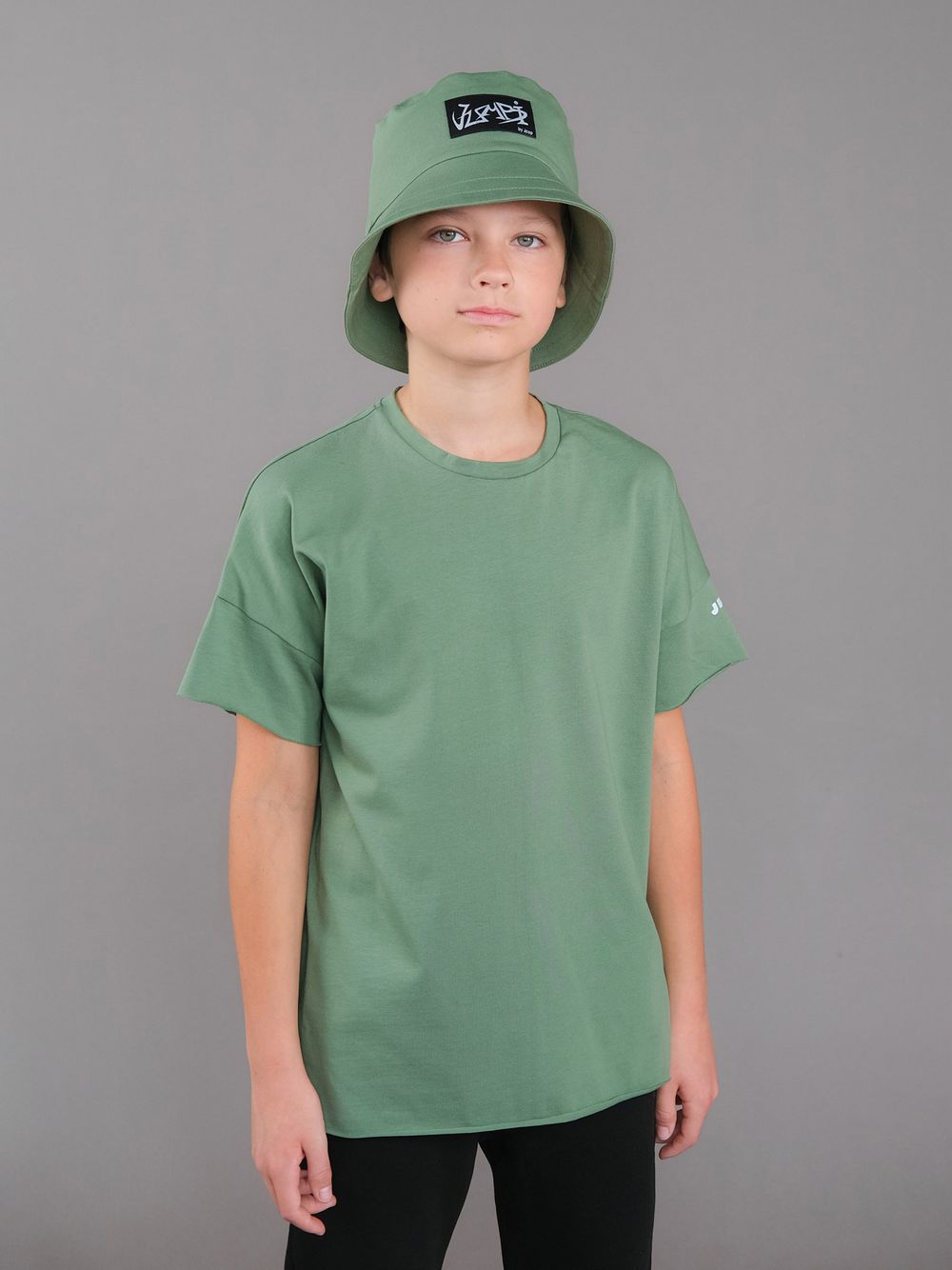 Футболка (Авокадо) Basics/Over