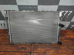 Радиатор двигателя Skoda Karoq 17-нв Б/У Оригинал 5Q0121251GR