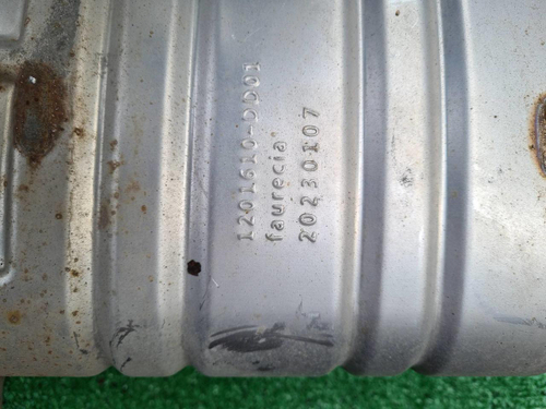 Глушитель Hongqi HS5 (2019-н.в.)