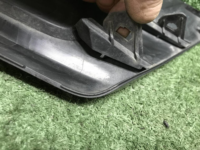 Накладка ПТФ левая Toyota LC Prado 150 (2020-2024)