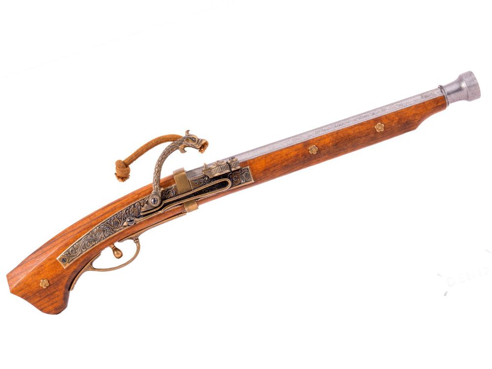 Denix Пистоль с фитильным замком - Танегсима, Япония, ок.1800 г. (Музей V&A. Лондон)