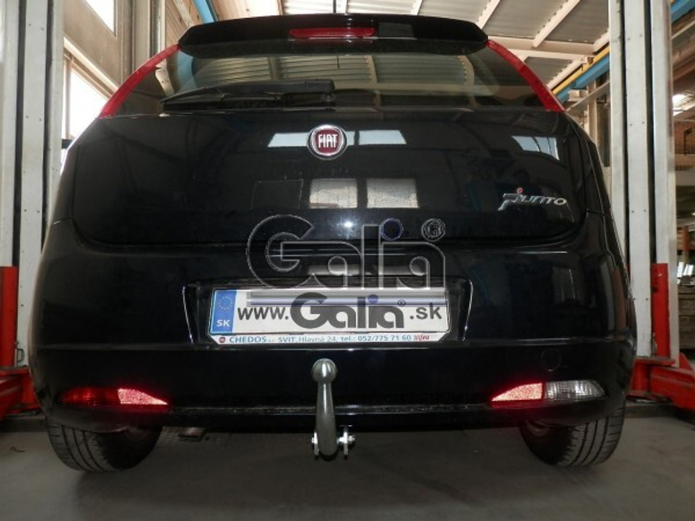 Фаркоп оцинкованный Galia F101C для Opel Corsa D 2006-2014, FIAT Grande Punto 2005-2010, Grande Punto Evo 2005-2010, Alfa Romeo MiTo 2008-2018(паспорт и сертификат в комплекте)(без электрики)