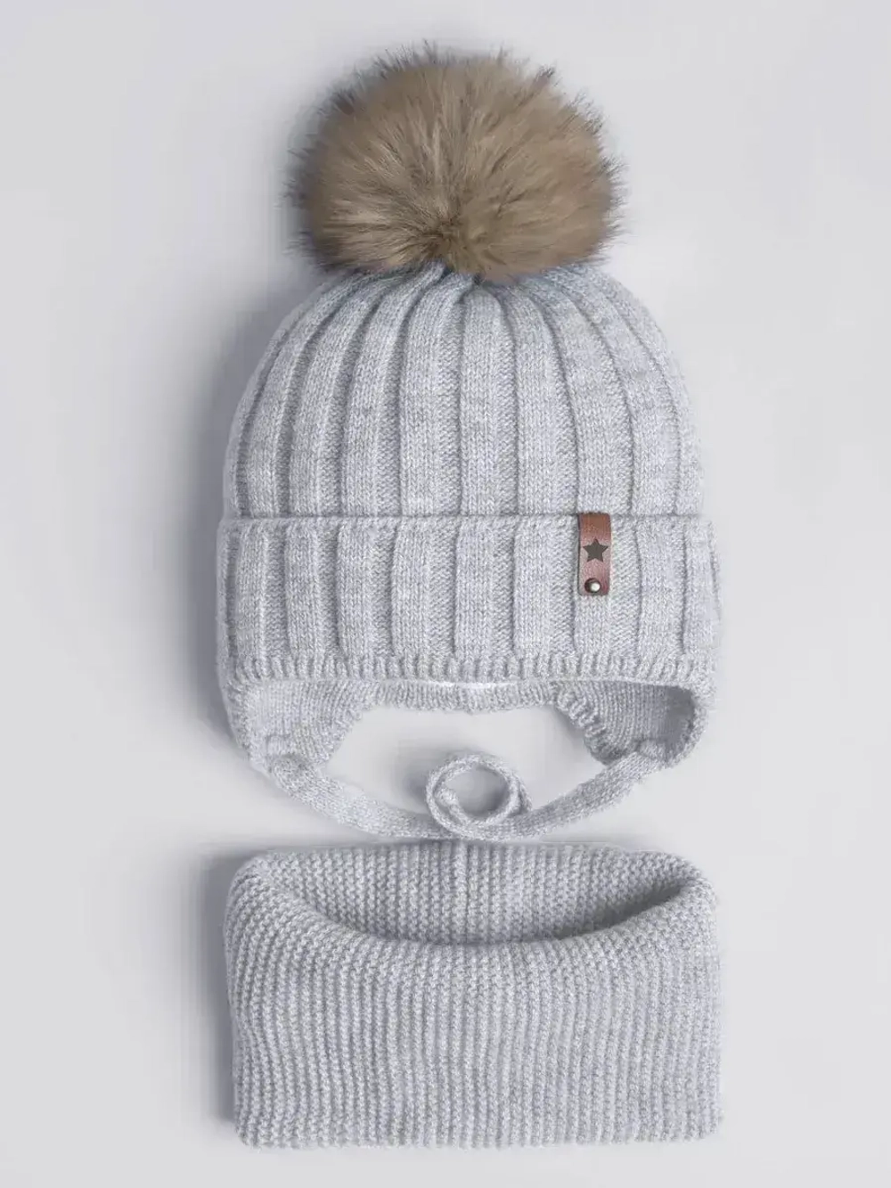 Шапка детская зимняя и снуд