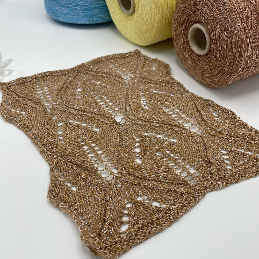 LAGOPOLANE 41% хлопок 36% полиамид 18% полиэстер 5% люрекс