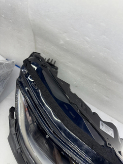 Оригинальная левая фара Tesla Model 3 (2023),