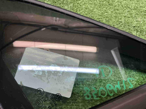 Форточка двери передняя левая VW Tiguan 2 (16-нв)