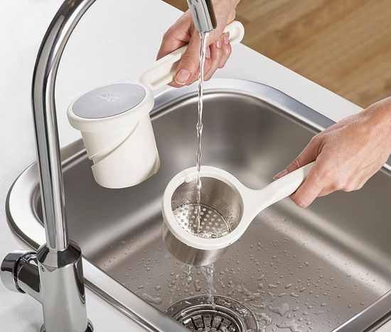 Пресс-толкушка для вареных овощей спиральный Joseph Joseph Helix