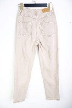 Джинсы Befree светлого оттенка, маркировка XS, визуально на 42 размер