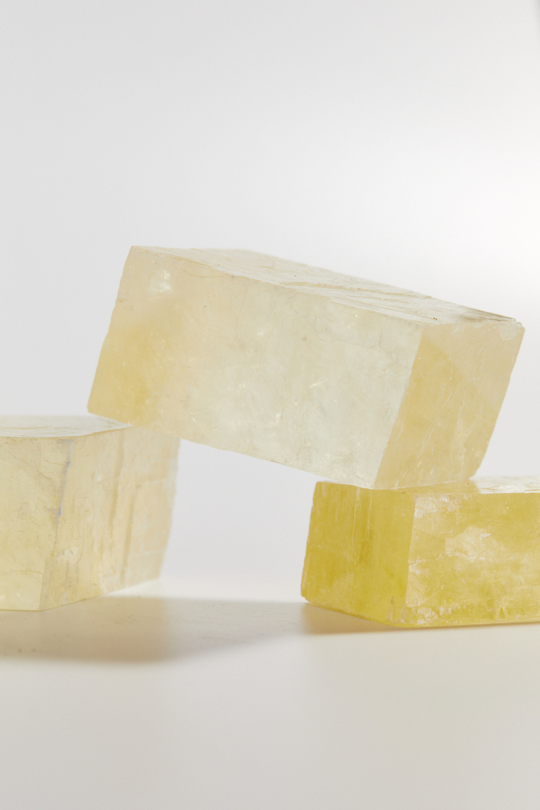 Оптический кальцит выколки L