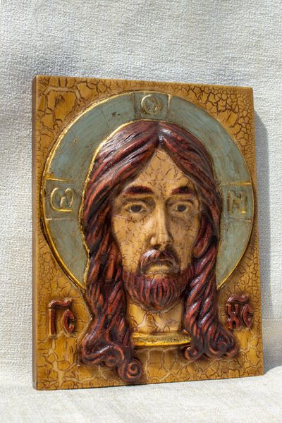 Почему деревянная икона «Спас Нерукотворный» так важна?