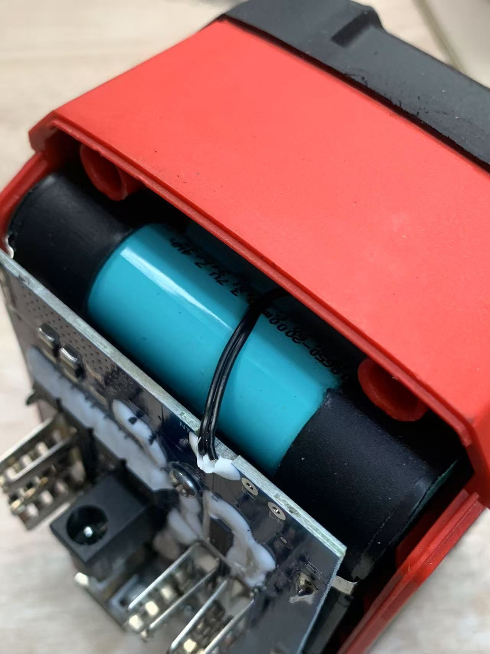 Аккумулятор RUNTO 21V 6.0Ah