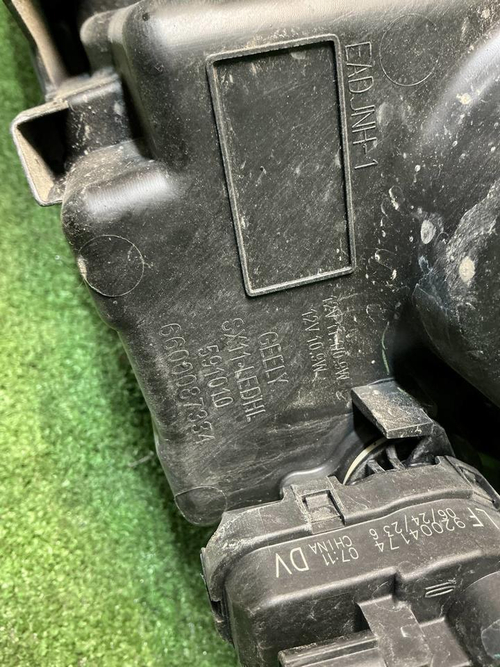 Фара правая Geely Coolray (2019-2024) LED