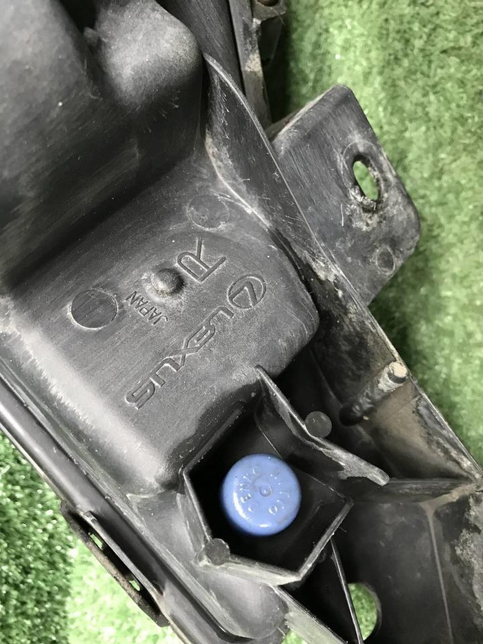 ПТФ правая Lexus LX 3 570 (2015-2023)