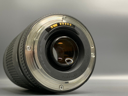 Canon EF 75-300mm 4-5.6 III