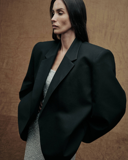 Пиджак OVER черный