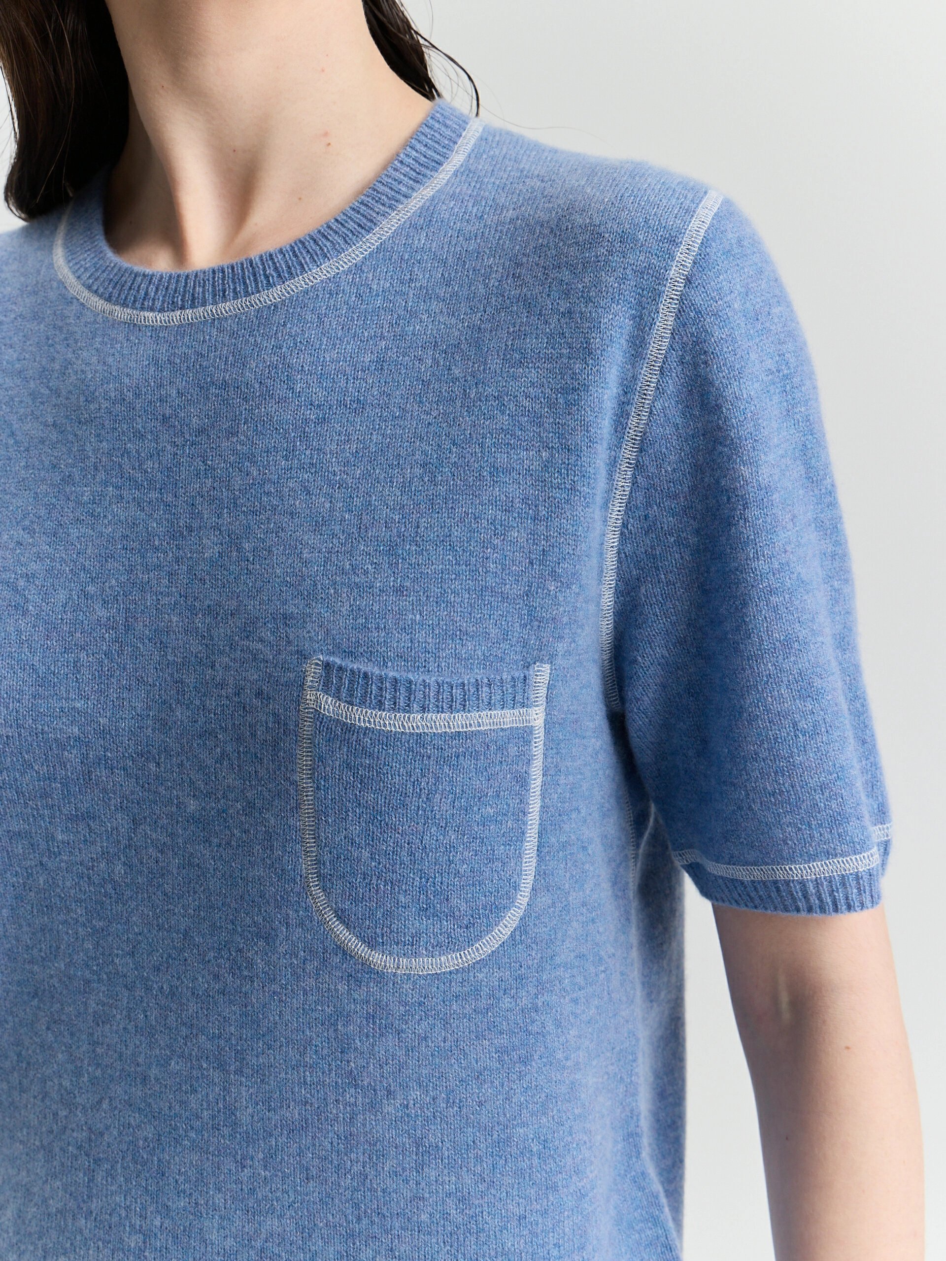 Кашемировая футболка