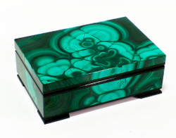 Шкатулка из малахита артикул 10870