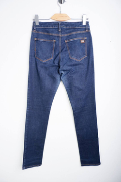 Джинсы модного оттенка, визуально на 44/46 размер