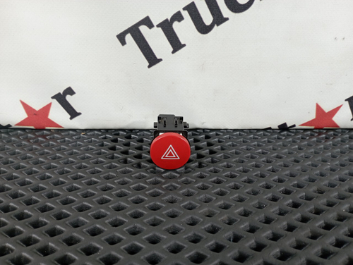 Кнопка аварийной сигнализации 2023 год.