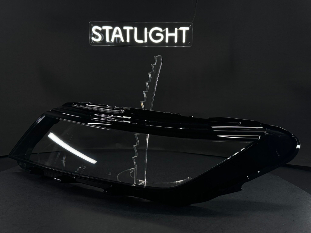 Левое стекло фары Skoda Kodiaq 2017-2020