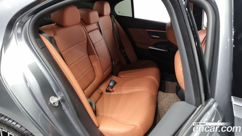 Mercedes-Benz C-Class W206 C200 Avangarde (11.2022)