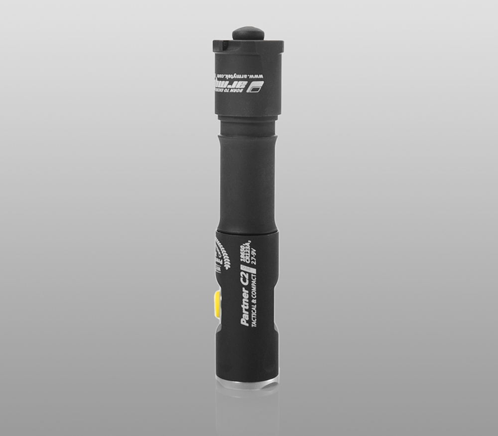 Тактический фонарь Armytek Partner C2 Pro (тёплый свет)