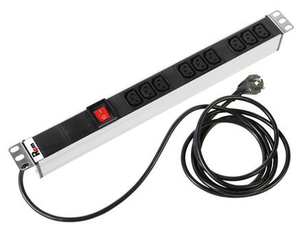 9 розеток тип IEC 320 C13