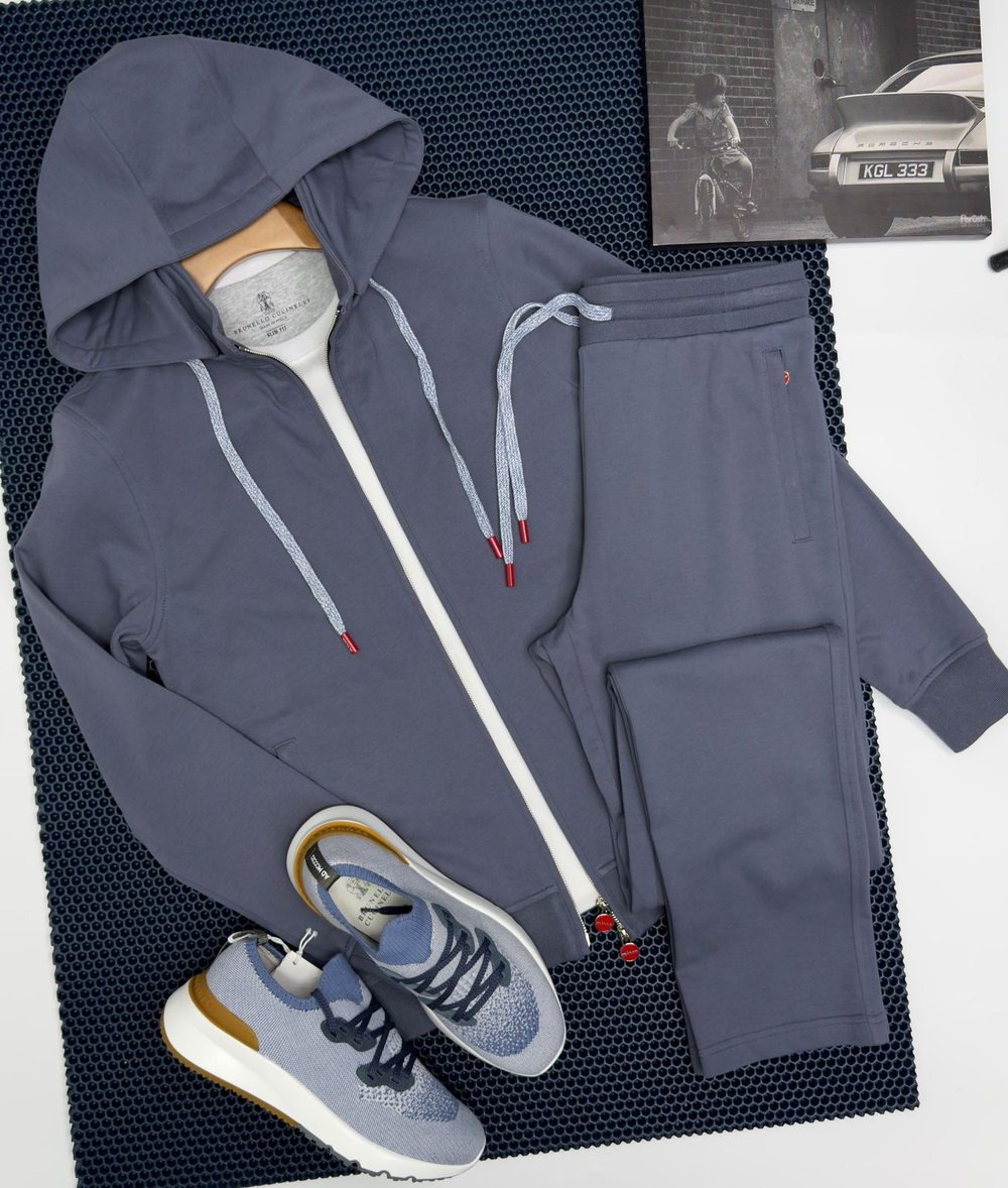 Прогулочный костюм Kiton