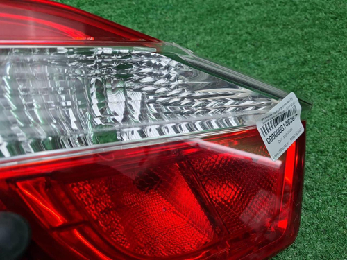 Фонарь левый внутренний Toyota Camry xv50 (11-14)
