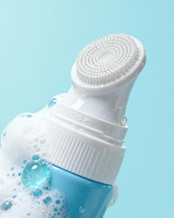 Гель для умывания с аминокислотами и массажной щёточкой, 120г