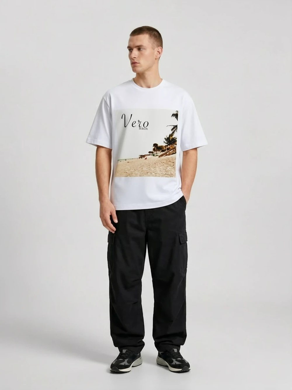 Футболка оверсайз (белый) - Vero