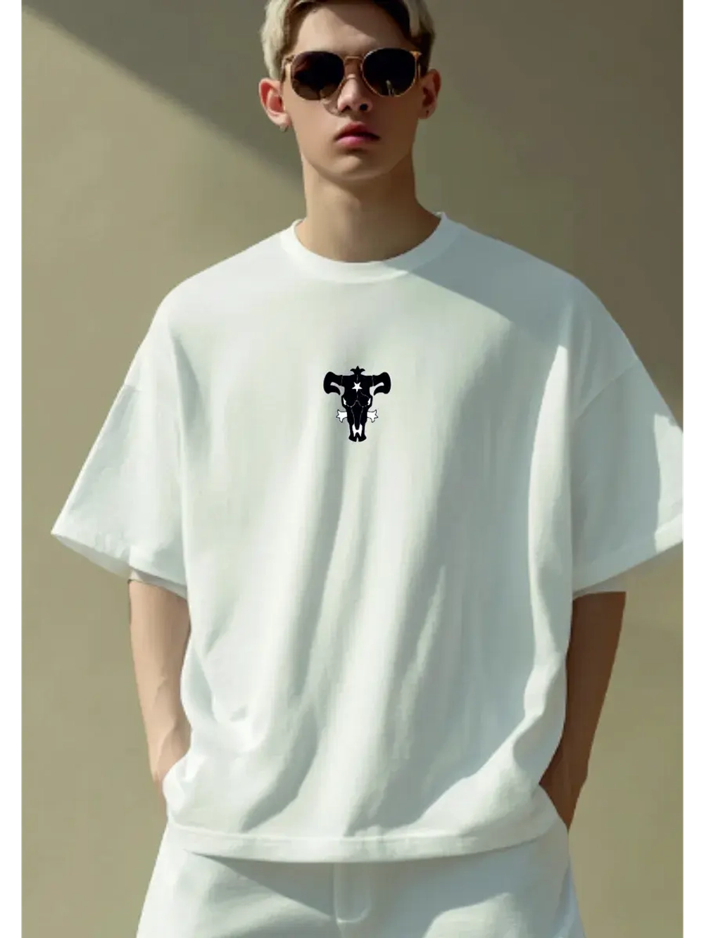 Футболка оверсайз с принтом Черный клевер Ями Сукэхиро