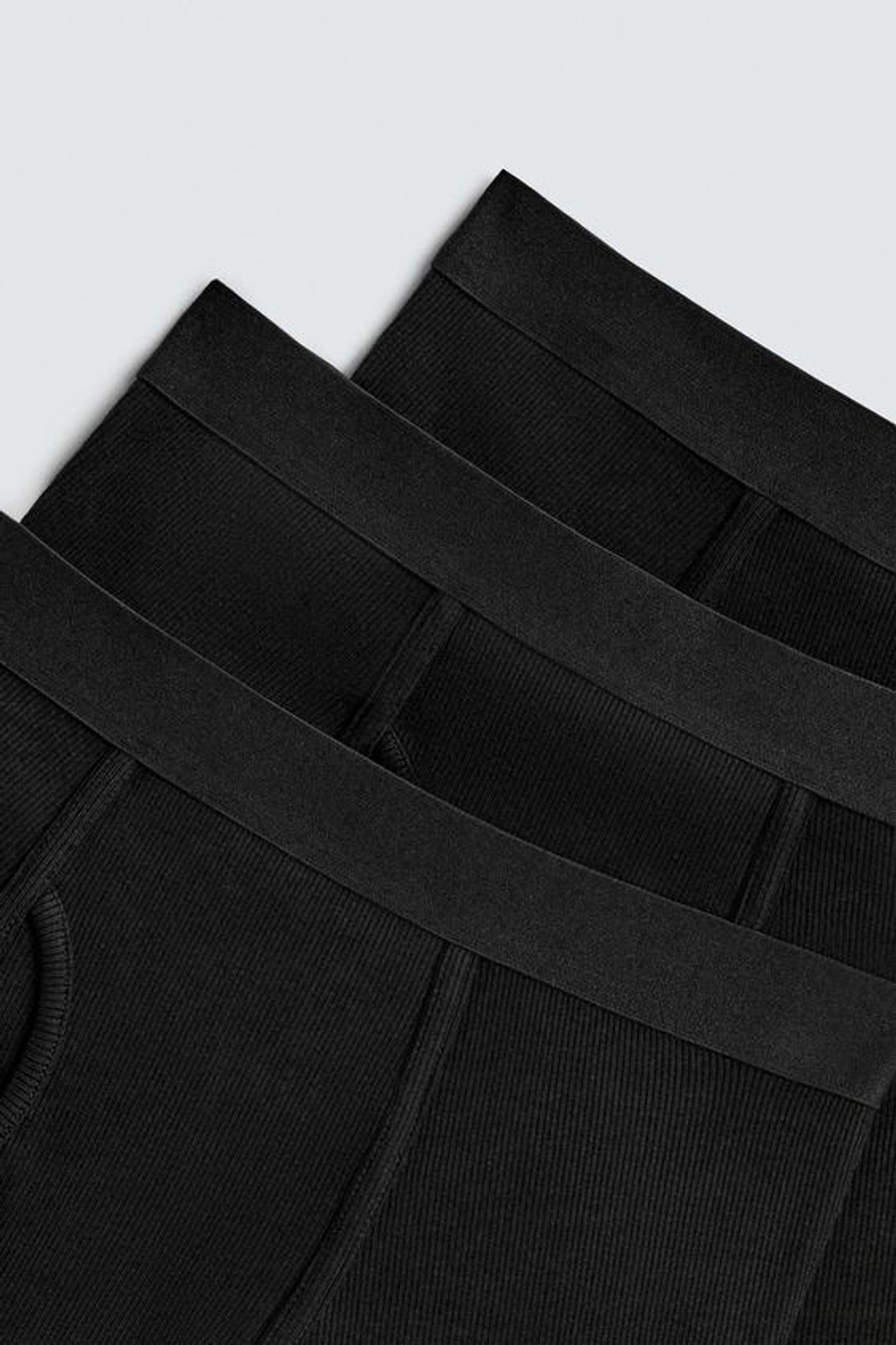 ZARA НАБОР ИЗ ТРЕХ ТРУСОВ-БОКСЕРОВ В РУБЧИК, ЧЕРНЫЙ