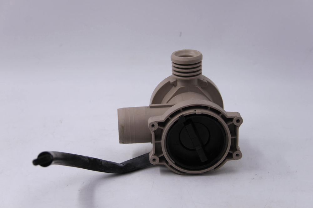 Улитка сливного насоса с фильтром стиральной машины Haier 0024000406